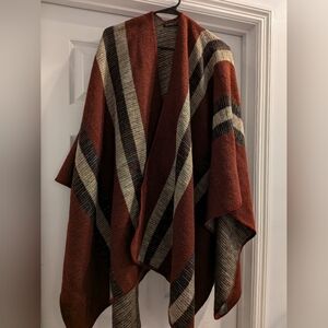 Do Everything In Love Women's Cape Poncho